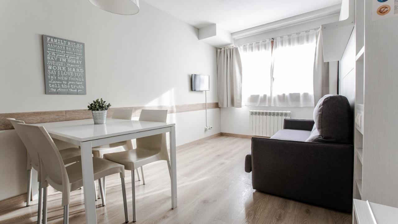 Outdoor Apartaments - Basecamp อันดอร์รา ลา เวลลา ภายนอก รูปภาพ